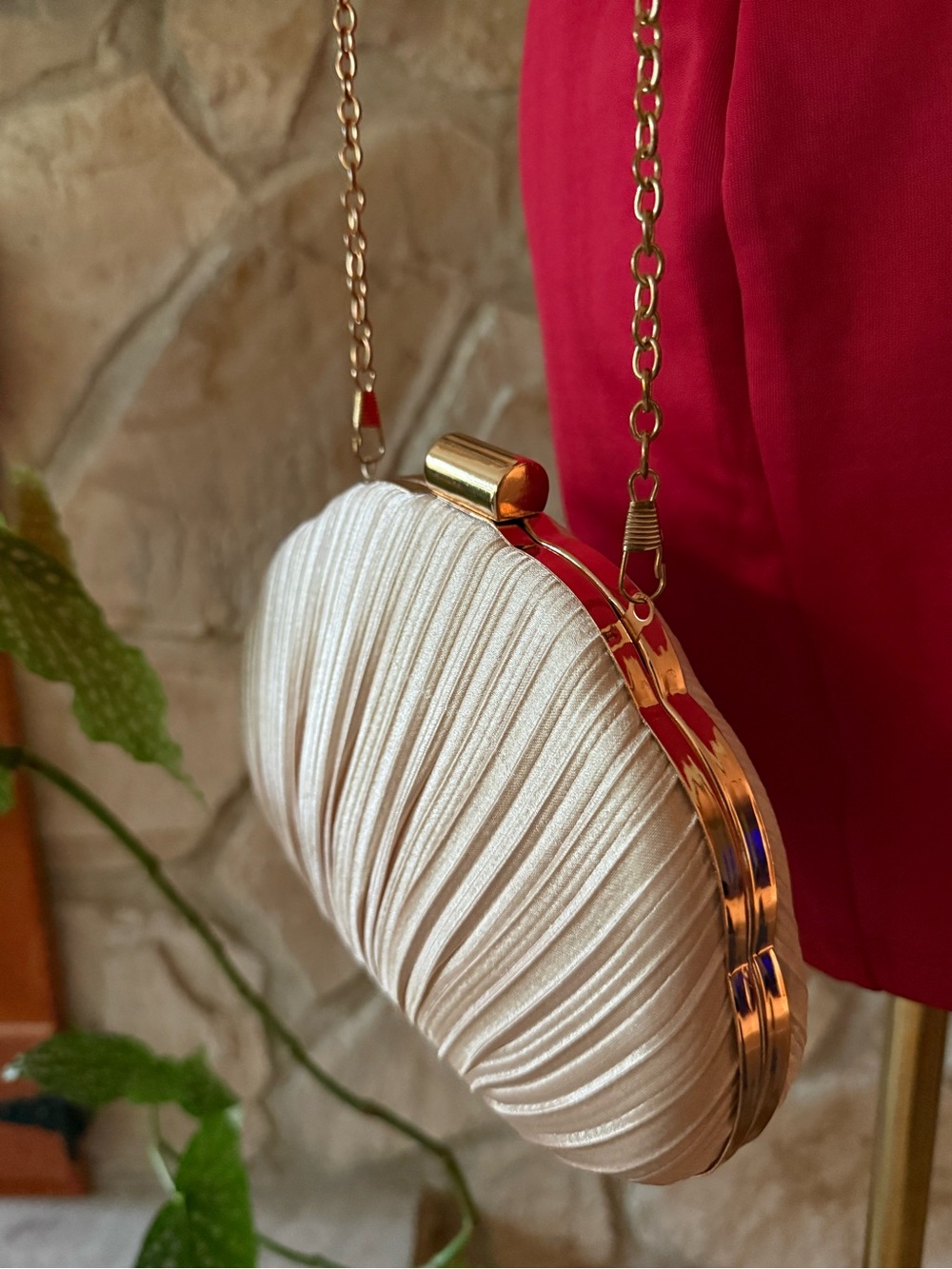 Elegant Ivory Cloth Shell Clutch with Gold Chain Small Evening Purse
